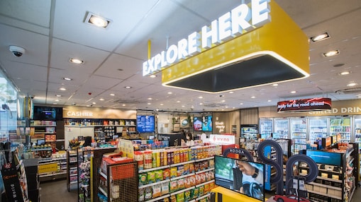 Refreshed Shell Select store concept