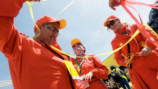 A group of Shell employees celebrating
