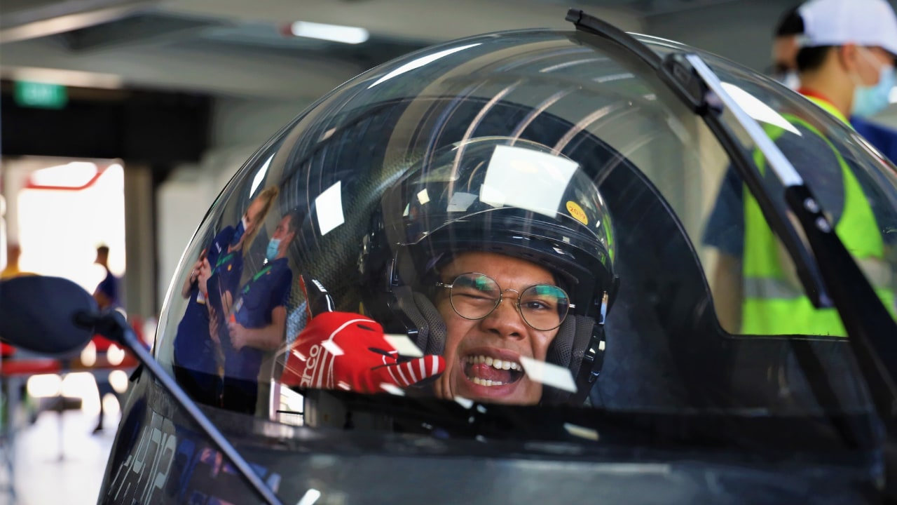 Driver of HYD12OGEN from Nanyang Technological University Zulfadhli Mohammad Said hanging loose