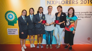 Vivien (second from right) with her Shell Nxplorers mentees, who she described as “three talented, ambitious young ladies” from Cedar Girl’s Secondary School