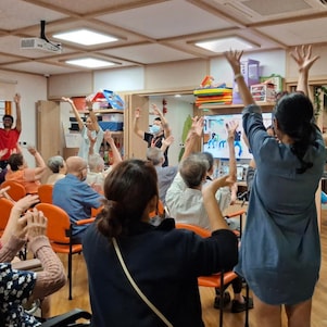 With AWWA Dementia Day Care Centre (Ang Mo Kio), our volunteers brought joy and companionship to seniors through music, games and light exercises together.