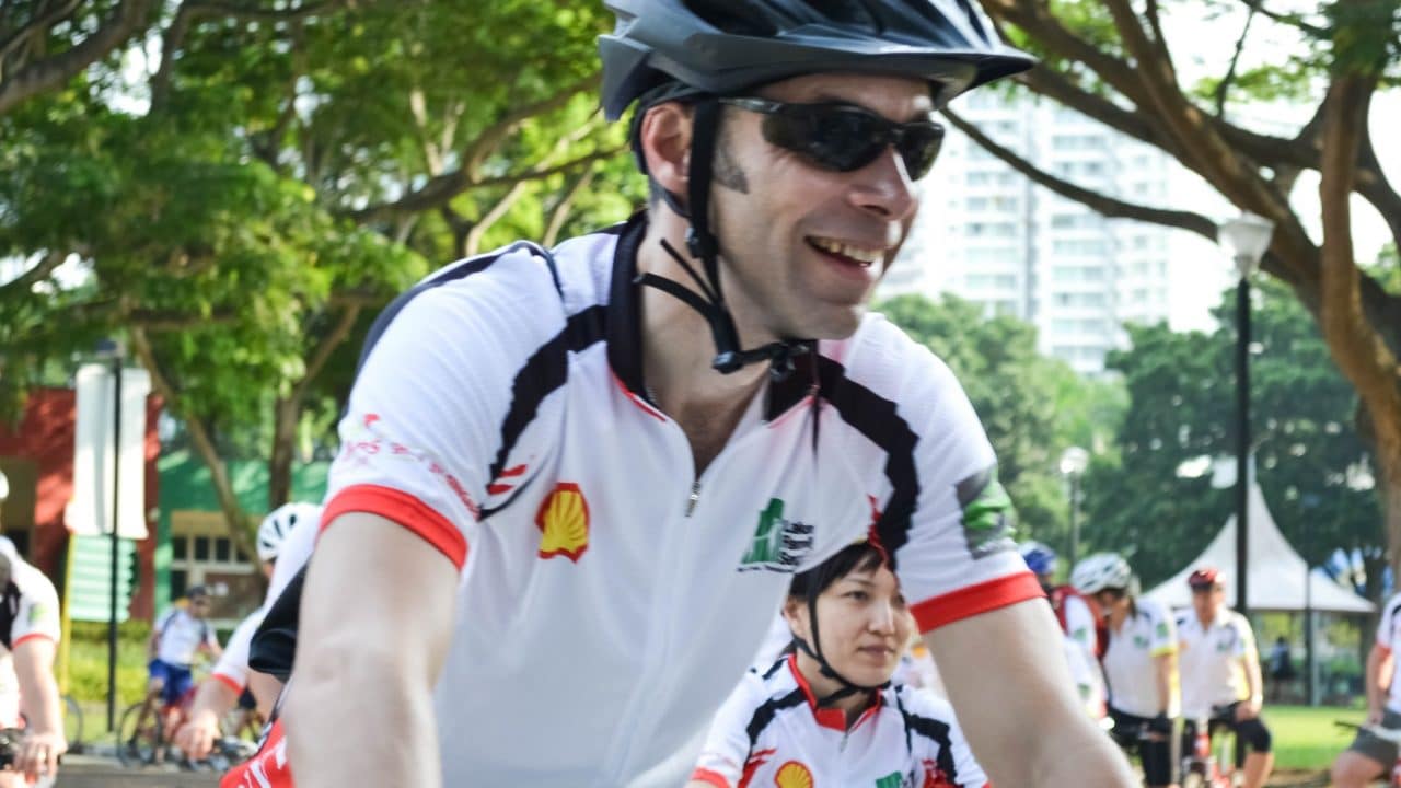 General Manager of Shell Jurong Island Stephen Fowler all smiles at the flag off