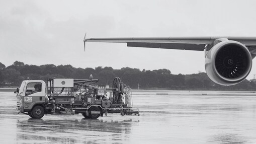Shell begins aviation fuelling operations at Changi Airport