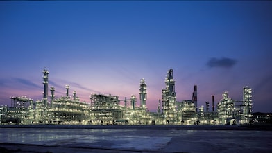 Shell Jurong Island produces petrochemical products to meet the rising demand in the Asian region and beyond.