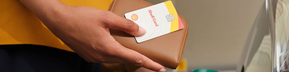 paying at shell station