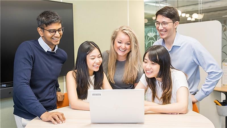 Shell employee in office