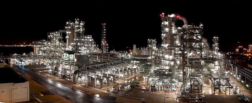 The mono-ethylene glycol plant uses Shell’s proprietary OMEGA technology